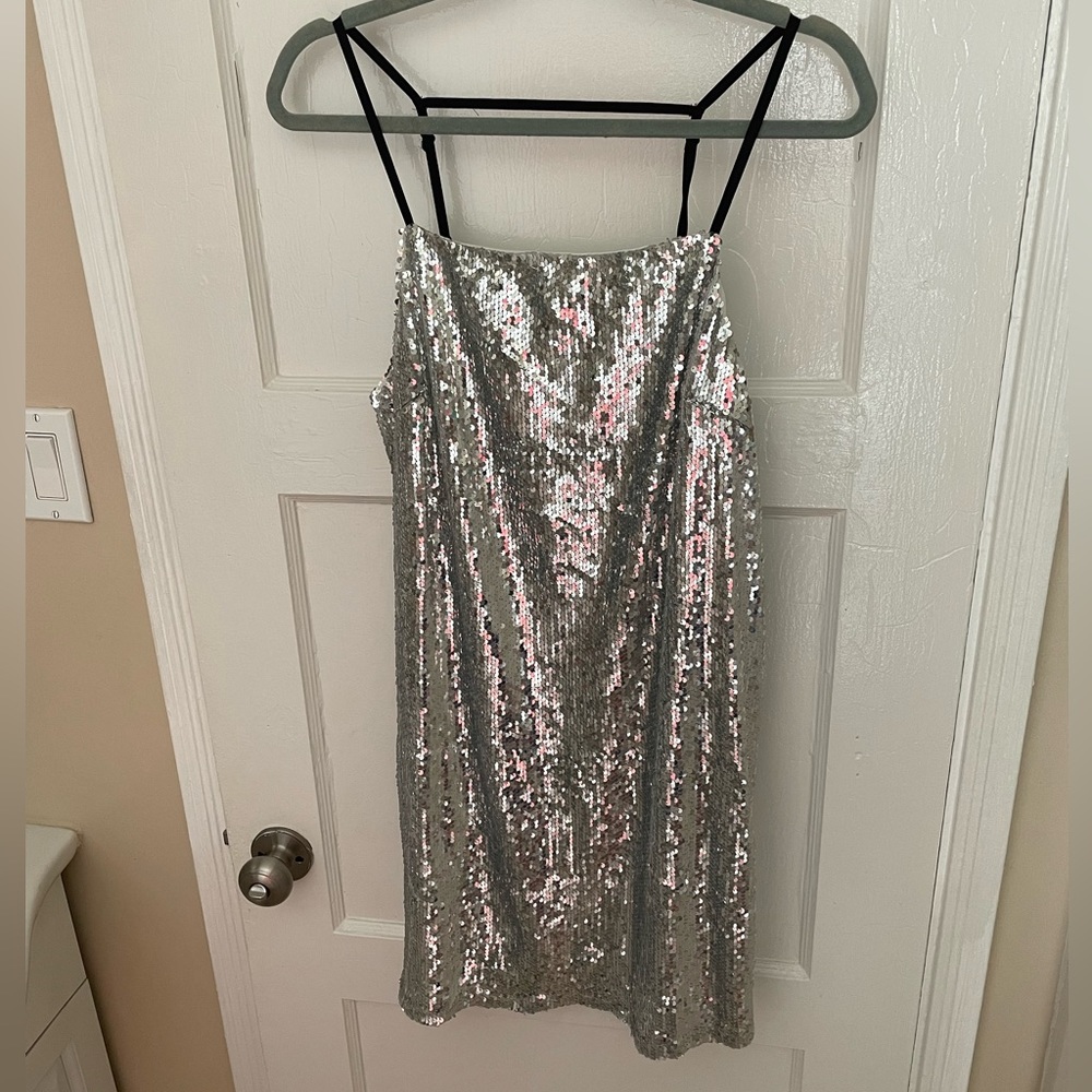 Silver Sparkle Sequin Disco Dress  🪩✨✨✨